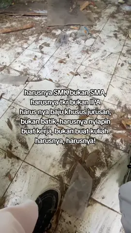 harusnya #smk #bukan #sma #malessekolah #fyp 