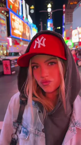 🗽🍎🚕💫