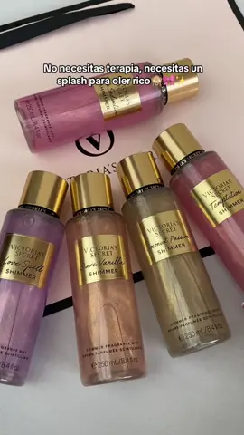 Con un splash se soluciona todo🙈🎀✨ #vs #victoriassecret #victoriasecretecuador #ecuador🇪🇨 #CapCut #victoriasecret #splashvictoriasecret #fyp #shimmer #parati 
