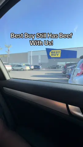 Walkie Talkie Prank On Best Buy!(Full Youtube vid link in BIO!)#viral #fypシ#bestbuy #walkietalkie #prank #diddy #funny 