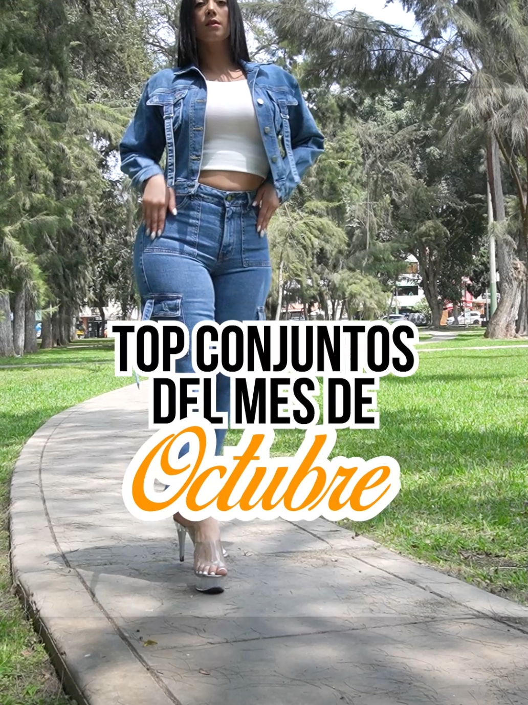 mira nuestros conjuntos ya disponibles en nuestra tienda en galería el encanto tienda 215 . . #denim #tienda #encanto #peru🇵🇪 #kasumi #mayoreo #disponibles #emprendedor 