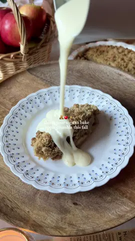 Perfect for cosy season 🤎Recipe below! Ingredients: Filling: - 3 medium apples (chopped) - 2 tbsp brown sugar - 1 tsp cinnamon Crumble topping: - 175g plain flour - 110g brown sugar - 110g butter (cold, diced) - 1 tsp cinnamon Method: 1. Preheat the oven to 180°C (350°F). 2. Mix apples with brown sugar and cinnamon, then place them in an oven dish. 3. Combine flour, sugar, and cinnamon in a bowl. Rub in the butter with your fingers until crumbly. 4. Sprinkle the crumble over the apples. 5. Bake for 30 minutes, until the top is golden and the apples are soft. Enjoy with custard or icecream 🤎 #baketok #applecrumble #apple #baking #fall #fallbaking #autumn #halloween #cozy #aesthetic #bakingtherapy #viral #trending #explore #fyp #bakingrecipe