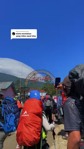 Membalas @koko Cerita dong yang tanggal 12 oktober 2024 di puncak Gunung Slamet? Semoga ga kapok ya buat balik lagi #fyp #gunungslamet #pendakigunung #gunung 