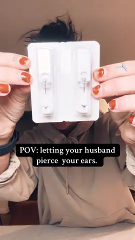 Pierce your own ears at home with this kit… or have your husband do it. #earpiercing #piercingkit #piercing #piercinggun #piercewithme #earjewelry #kids #cheerleader #supporters #besties 