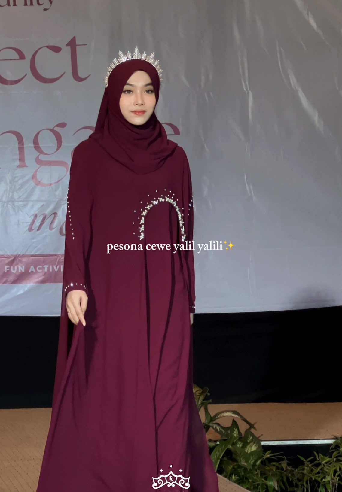 Masya Allah ciwi yali yaliliku😍 Menyala abaya luna🤩 #abayalunakazami2024 #kazamistore #fyp #abayaluna 