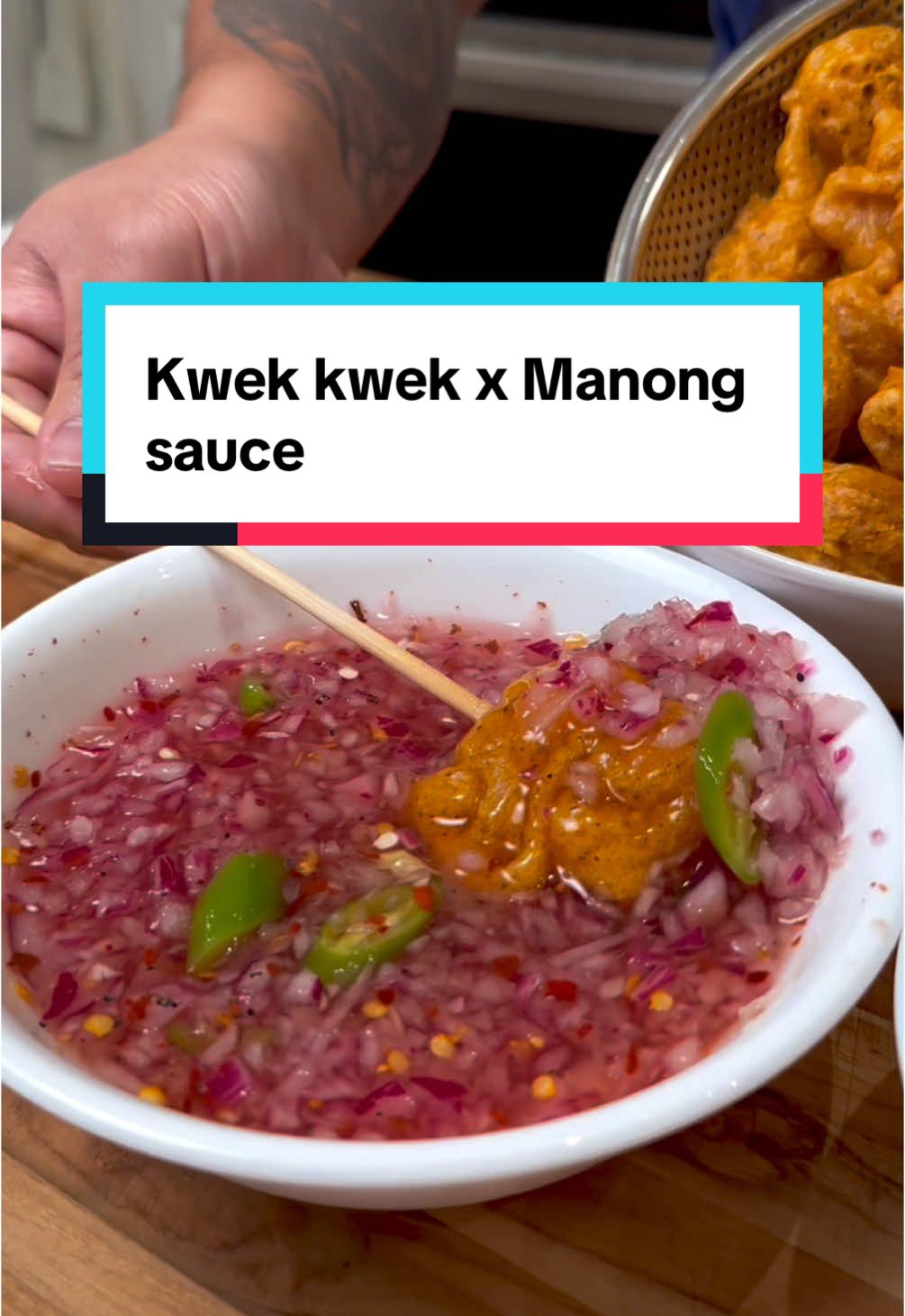 Kawawa kaning lamig dito. #fyp #kwekkwek #manongsauce #foryou #tiktokphilippines #tiktokph #tiktokpinas #ulamideas #EasyRecipe #pagkaingpinoy #foryoupage 