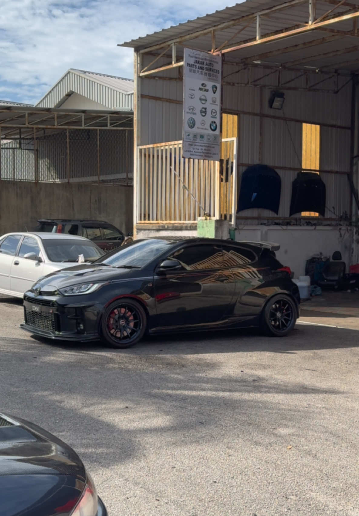 Service Time #rebikemotorwork #gryaris #yarisgr #grfour #corollagr #yaris #amsoil #amsoilracing #rally #rallye #rays #raysengineering #raysce28 #raysce28n🇯🇵 #e1machinegarage 