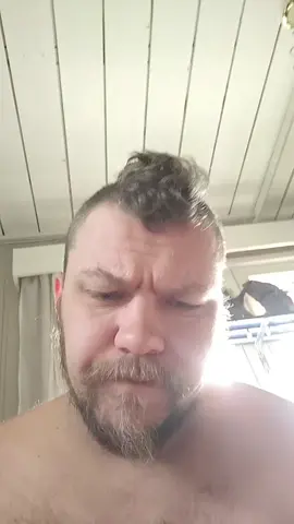 #parsi käyttäjän @velivoima videota hetero mies ei tiedä mistä puhuu