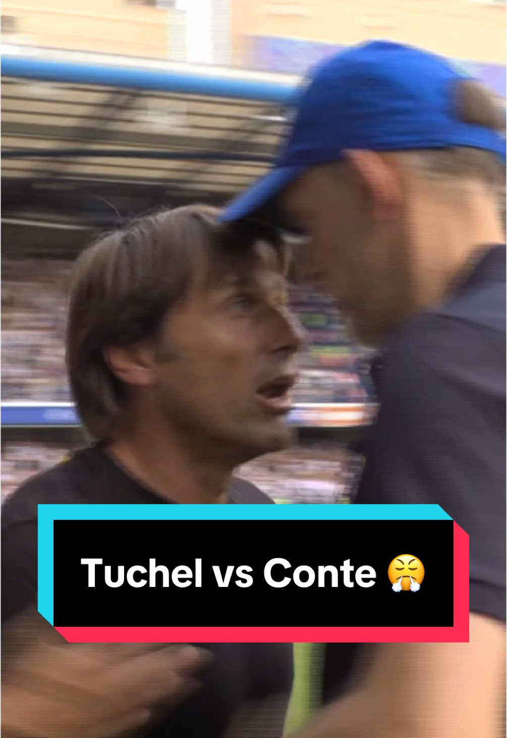 Arguably the most famous Premier League post-match handshake 😅 #tuchel #conte #chelsea #tottenham #pl #PremierLeague 