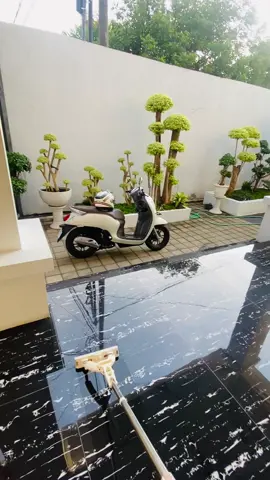 Tak spil kan alat buat ngepel dari kain kanebo biar glowing