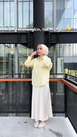 Apalagi kalo pake baju gemas✨ @metarticle #outfitideas 
