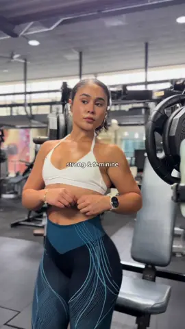 strength & femininity 💪🏽 #strongwomen #fitwomen #womenwholift 