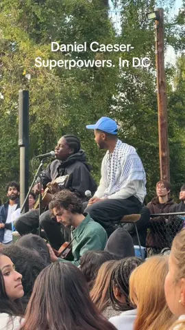 DANIEL IN DC #danielcaesar #rnb #music #dc #dmv #dmvtiktok @DanielCaesar 