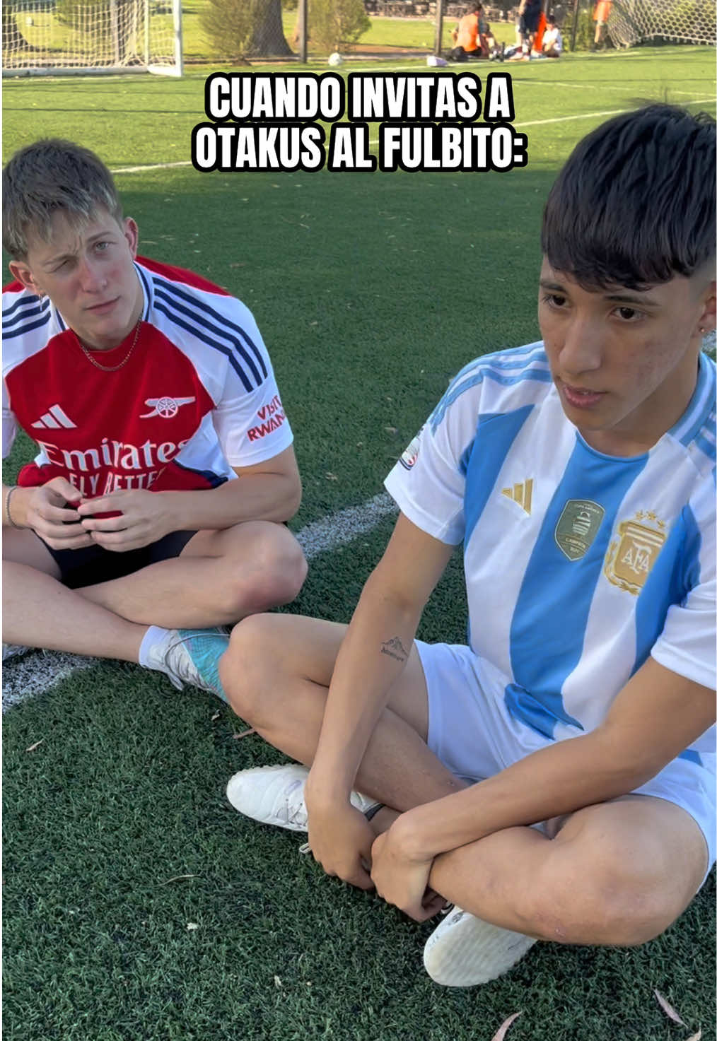 Cuando invitas a otakus al fulbito: #futbol #otakus #humor #argentina @Benja 🇦🇷 @Pancho Kranevitter 