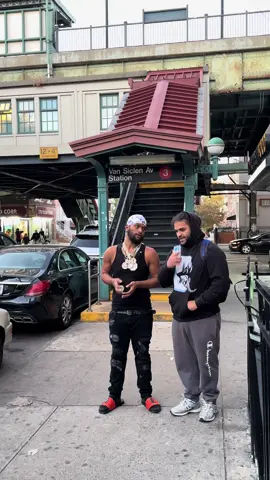 WE WENT CRAZY IN BROOKLYN TODAY 🤣🤣🤣 #giddyleftytv #trending #explore #comedy #funny #humor #hilarious #fun #wow #reels #viral #waterballoon #prank #pranks #prankster #newyork #mta #train #noway @mrsevendueceduece 