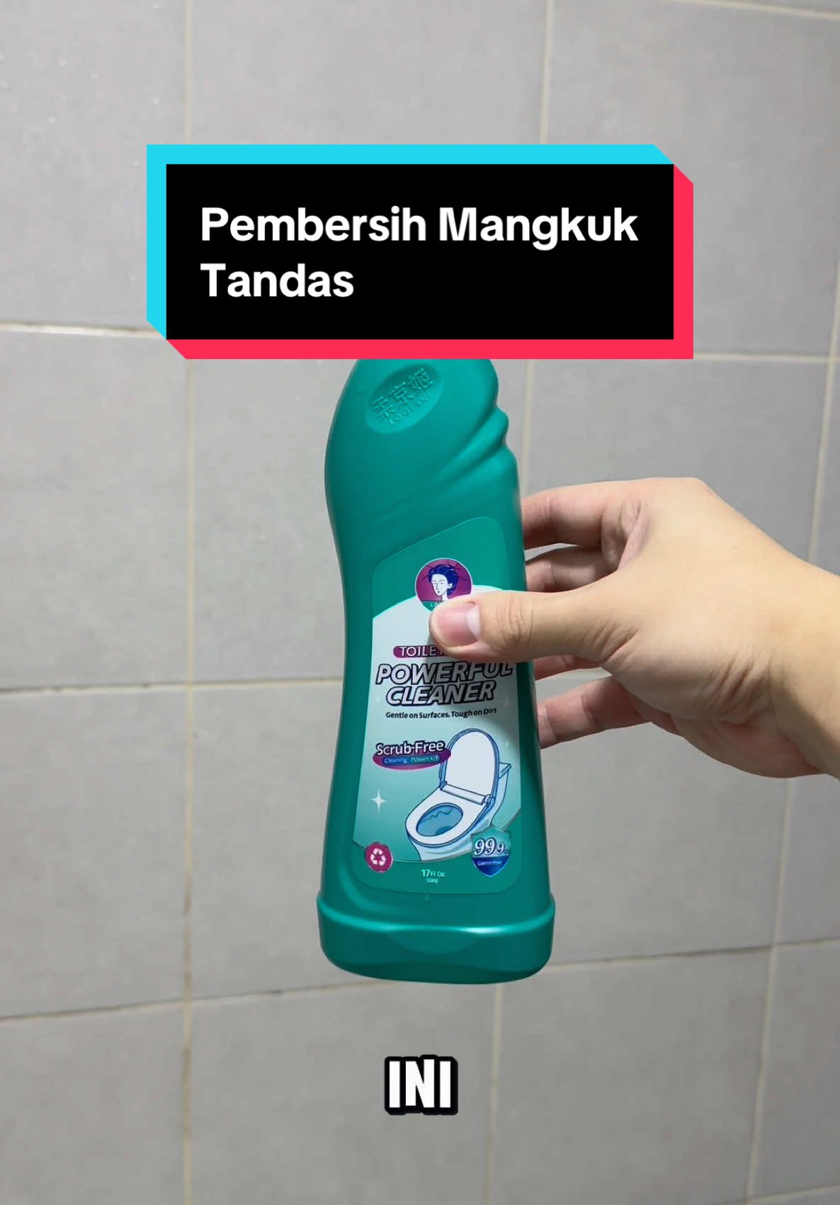 Pembersih mangkuk tandas. Senang nak cuci tandas lepas guna ini sudah. #pembersihmangkuktandas #pembersihtandas #pembersihbilikair #toiletcleaner #toiletcleaning #logeskitoiletbowlcleaner #logeski 