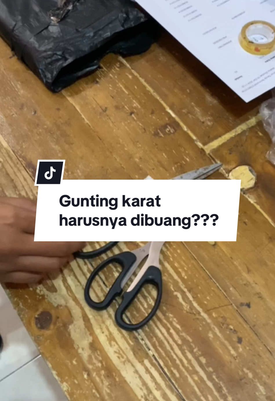 Gunting berkarat harus apa?? #fypシ #karat #autocare 