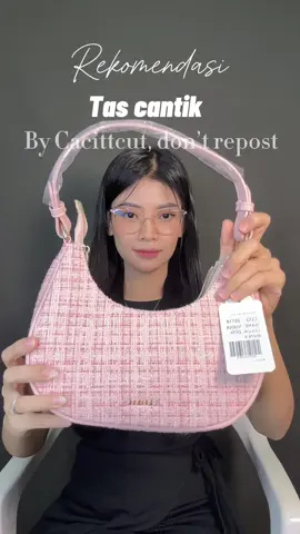 #LARRISA #handbag #moonbag 