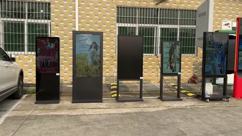 outdoor lcd screen--wall mounted outdoor waterproof commercial touchscreen lcd advertising screen digital signage advertising screen#Outdoors #lcd