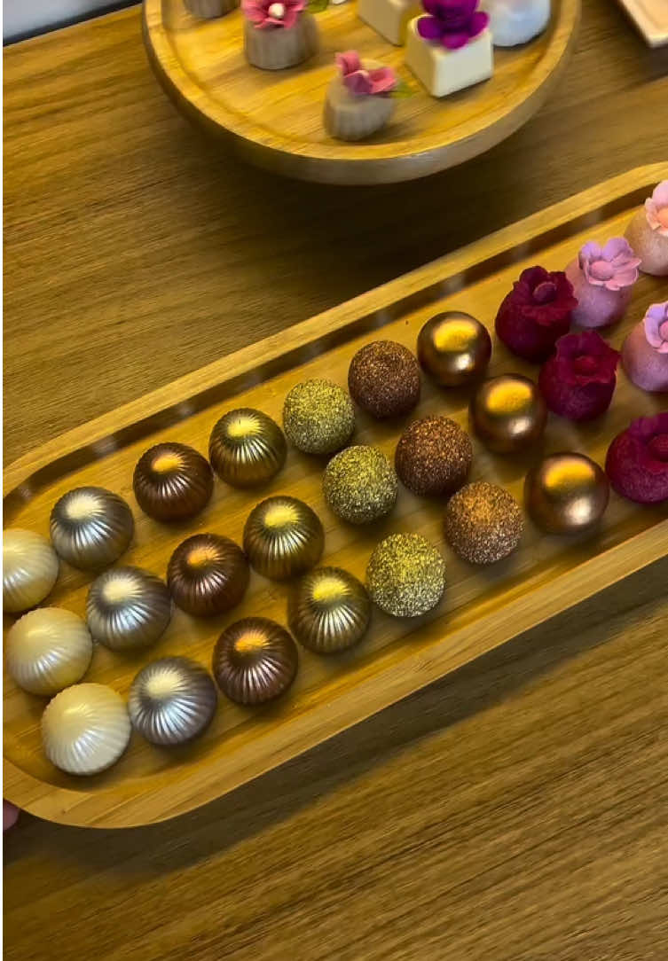 Bombons e trufas deicadas e deliciossas! 💛 #viral #docesgourmet #feed 