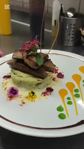 kepoin kawan simple plating maincourse#chef #koki #kuliner #maincourse #steak 