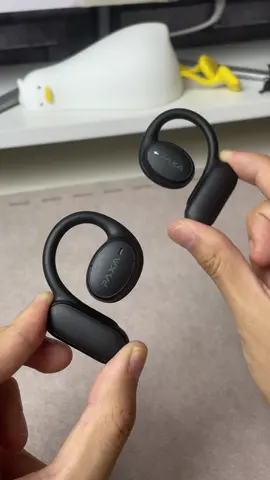 These open-ear headphones can translate up to 75 different languages! They are truly amazing!#summerstyle #earbuds #earbudswireless #headphones #headphones🎧 #headphonesrecommended #headphonesbluetooth #earbudsviral #tiktokshopmademebuyit #falldealsforyou #halloween#halloween2024#blackfriday#blackfriday2024#tiktokshopblackfriday#tiktokshopblackfriday2024#blackfridayearlydeals#tiktokshopcybermonday#tiktokshopholidaysale#deals#sale#flashsale#tiktokshopholidaydeals#Christmas#Christmasdeals#Christmas2024#Christmasearlydeals#falldealsforyou 