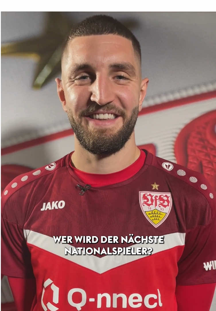 Wer wäre der beste Türsteher beim VfB? 🚪💥 #Chabot #VfB #5schnellefragen #Fussball #Bundesliga #Funny #Lustig 