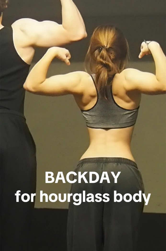 my backday routine  #gymgirl #GymTok #backday #back #physique #hourglass #waist #routine #gym 