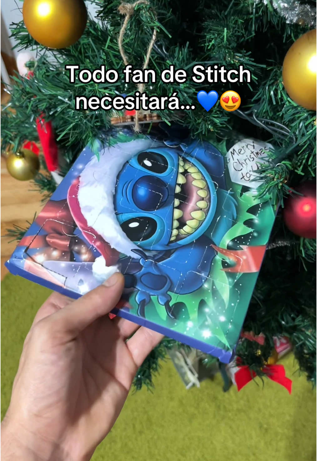 Menciona a tu amig@ más fan😍💙 #stitch #calendariodeadvientostitch #calendariodeadviento #liloandstitch #regalonavideño #stitchlover Calendario de Adviento de Stitch: ¡Descubre un nuevo charm cada día y completa tu pulsera el 24 de diciembre! Perfecto para fans de Disney