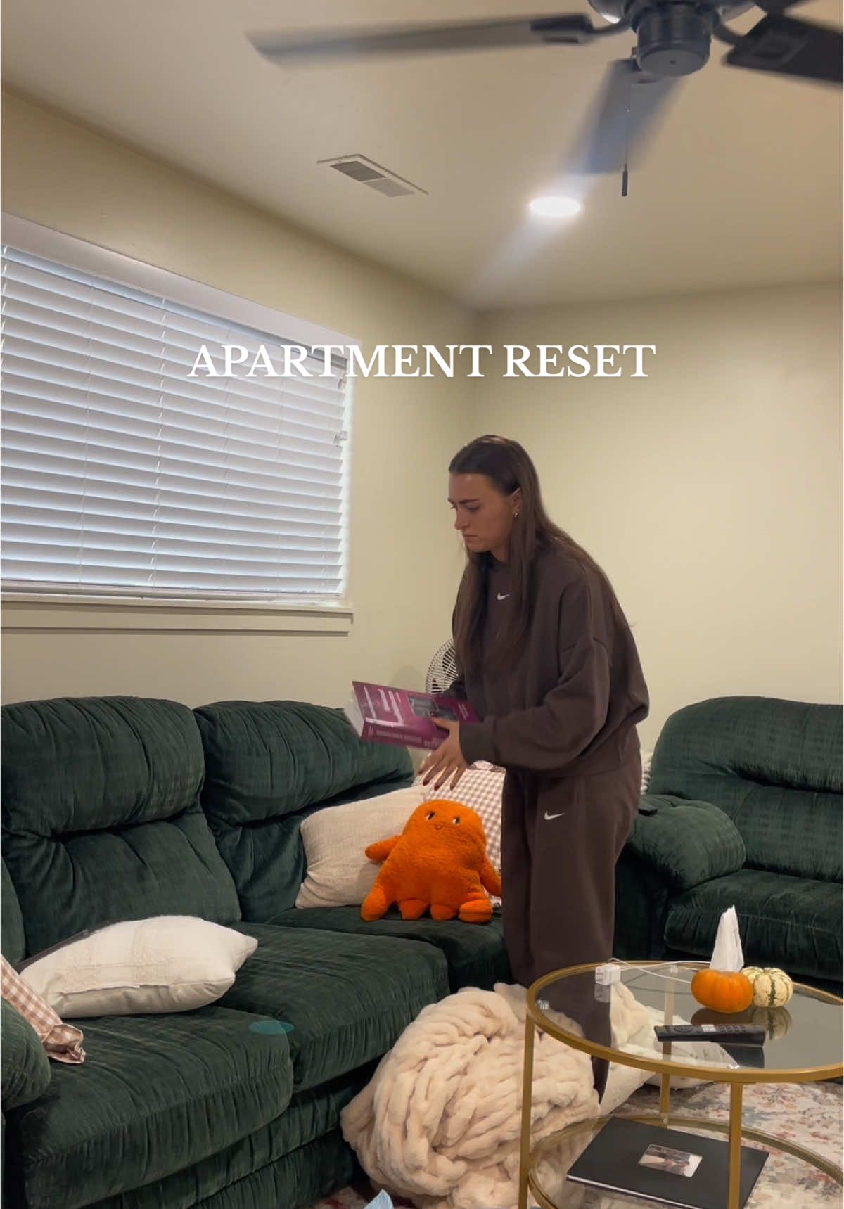 CLEANING VLOG ! start the day with a clean house other wise i wont function lmao #fyp #cleaningvlog #apartmentreset #reset #clean #cleaning #CleanTok #cleanmyapartment 