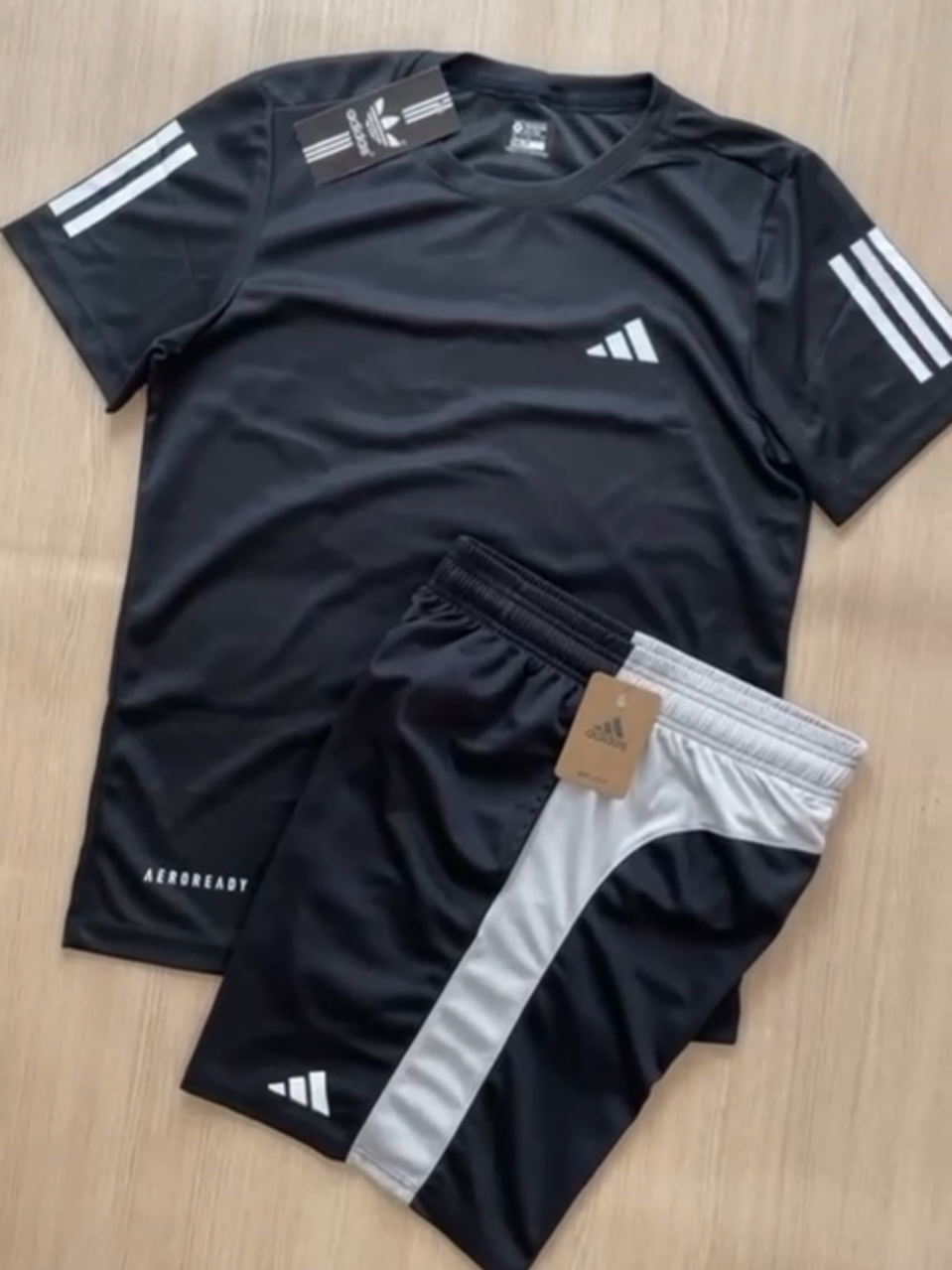 Camisa e Short A D I D A S / 3 Listras Limited / Dry-Fit Multimarcas ◦ Linha Casual ◦ Premium 🛒 ATACADO / VAREJO via Whatsapp @fcstylomasculino #modamasculina #dryfit #fitness #fy #explore #casual #multimarcas #premium #camisa #short #kit #conjunto