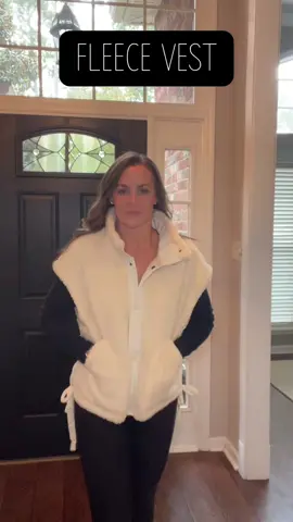 This fleece vest is AMAZING! Snag this before it’s gone! #womensfashion #womensfashiontrends #tiktokshopholidayhaul #vest #fleece #fleecevest #falldealsforyou #tiktokshop #MomsofTikTok #tiktokshopcybermonday #tiktokshopblackfriday 