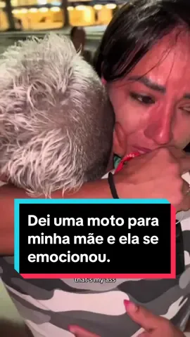@Ângelis Batista dei uma moto oara minha mae e ela se emocionou. #video #mãe #amor #moto 
