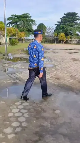terimakasih kepada penyedia jasa yang telah bertanggung jawab memperbaiki fasilitas sekolah 🙏  . #bersih #viral #reels #india #short #indonesia #viralvideo #fypage #viral 