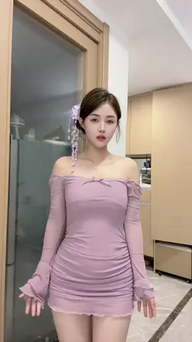 請問怎麼在三個小時之內睡八個小時#舞蹈 #直播 #美女 #顏值 #身材 