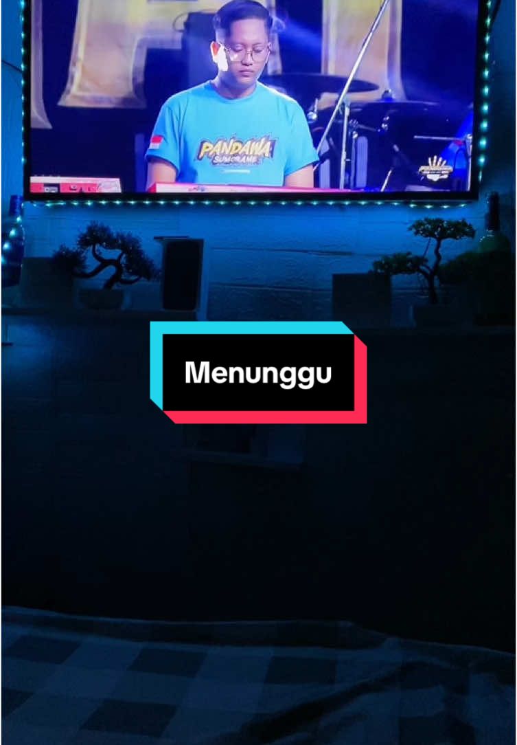 Menunggu @Mas ye'oOo #mahesamusic #menunggu #farizkendang #gerrymahesa #bahanswmu #dangdutkoplo #storydangdut 