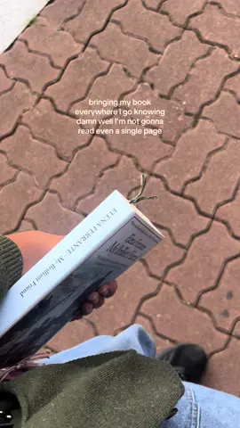 the girls that get it, get it #fyp #BookTok #books #bookworm #bookish #bookclub #bookrecs #reading #reader #bookstan #bookstagram #litfic #literature #currentlyreading #bookofthemonth #fiction #mybrilliantfriend #elenaferrante #bookclub 