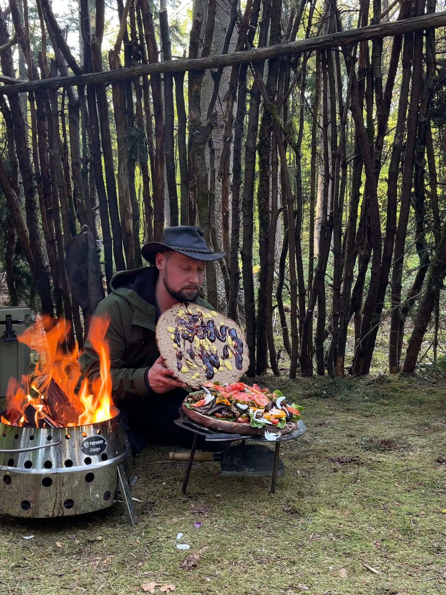 Wild boar for dinner: big meets big 💪🏼🐗 #firekitchen #wildboar #cooking #asmr