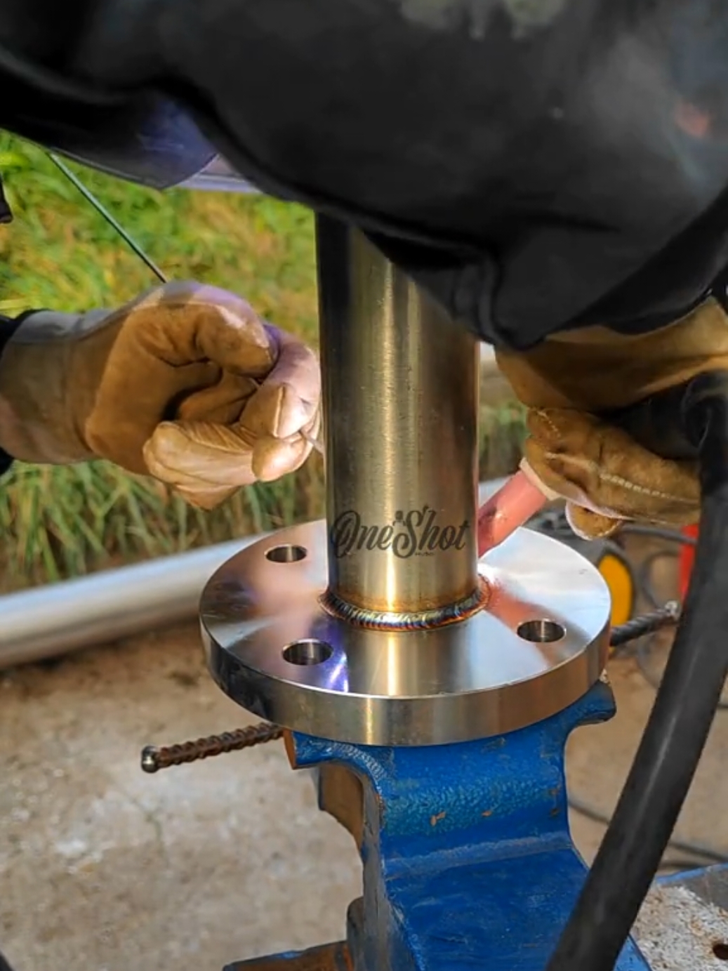#weld #welding #weldingtiktok #welder #tig #pipe #pipeline #inoxtag #work #passion #italia #fyp #foryou #foryoupage #oneshotmuso #accadeoggi 
