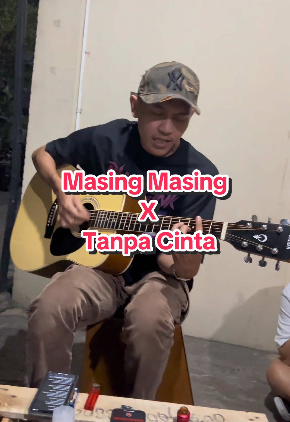 Mending kita hidup masing masing aja, daripada kelihatan punya hubungan tapi kenyataan nya tanpa cinta 💔 #artisangitarindonesia #artisangitar #tongkrongan #fyp #fypシ゚viral #nongkrong #gitar #coverlagu #masingmasing #tanpacinta