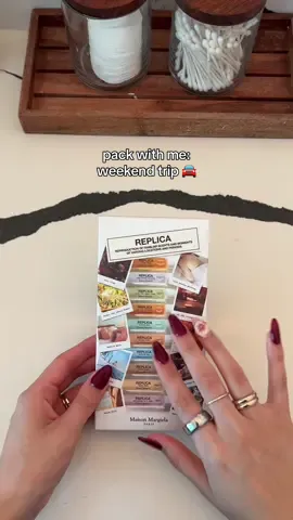 pack with me for a weekend trip! 🚘  #packwithme #packwithmeforvacation #packwithmeasmr #packwithmeforatrip #asmr #travelessentials #traveltiktok 