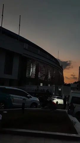 Tentang Semarang dan segala lukanya #psissemarang #semarangstory #jatidiri #stadionjatidirisemarang 