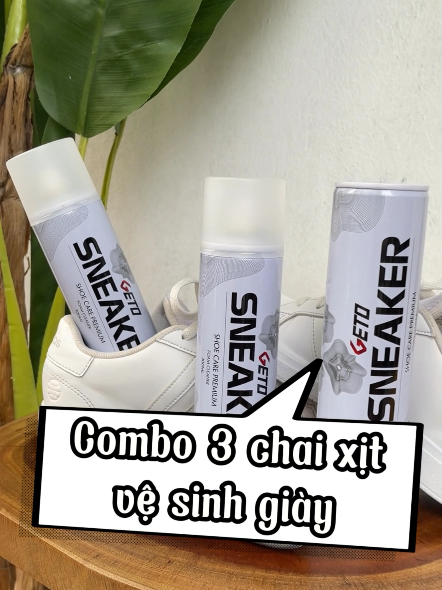 Mua combo 3 chai xịt vệ sinh giày lời thêm cái bàn chải đánh giày ok quá #thitienich #kocnet #geto #aikomi #xitvesinhgiay #xitvesinhgiaygeto