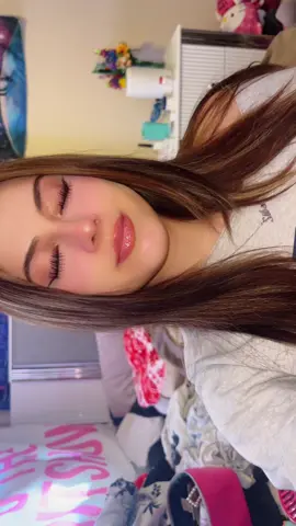 No fake lashes around here
