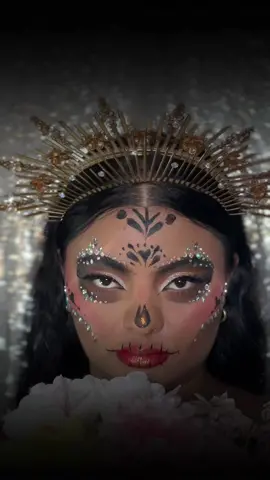 Ay Llorona 💀🌹 #fyp #GRWM #trending #makeupchallenge #makeup #skincareroutine #catrinamakeup #diadelosmuertos #mexico 