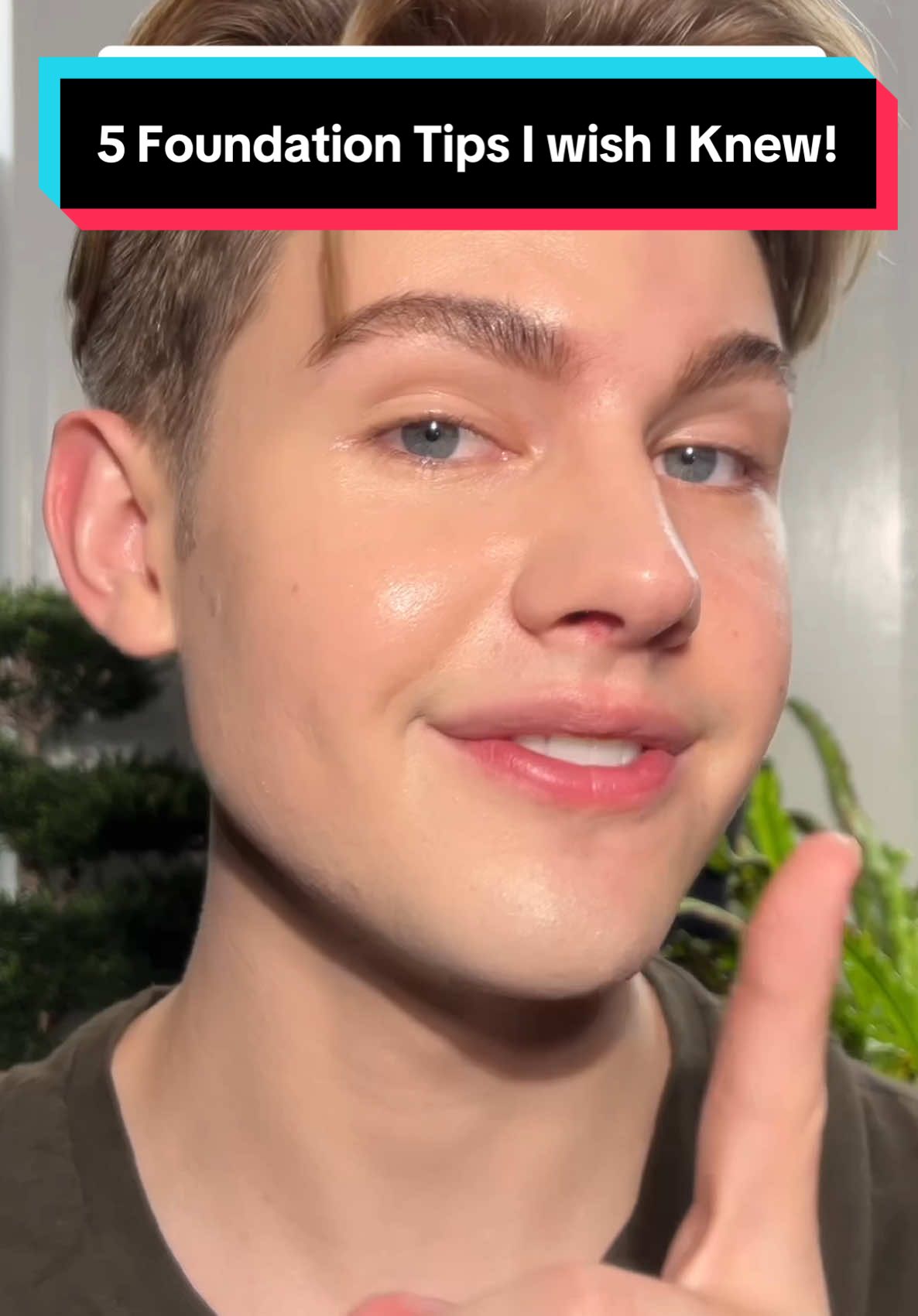5 Foundation Tips I wish I knew sooner! 🤍Anything surpise you? What makeup step/area would you like to learn more about?  Using the @makeupforever Hd Skin Glowy Foundation #makeup #foundation #concealer #makeuphacks 