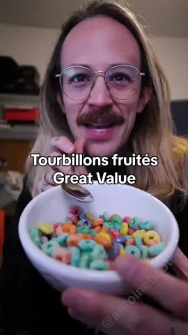 Test de goût des froot loops, mais version Wally Walla. #walmart #greatvalue #testdegout #humour 