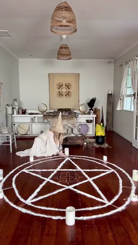 Busy getting ready for our annual spooky night 🔮🧹🎃✨ This evening we are gathering in circle with our Coven of witches where we will cast a circle, carve pumpkins, craft a witches talismans, invoke a séance calling in our Ancestors and @Ben Eden Official will be offering his mediumship gifts for Ancestors readings We can't wait to weave magick together with everyone @sarahwilder.co 🔮🧹🎃✨ #witch #witchesoftiktok #pentacle #pentagram #halloween #samhain #spookyseason #coven #witchhat #witchcraft #spooky #spookyszn #occult 