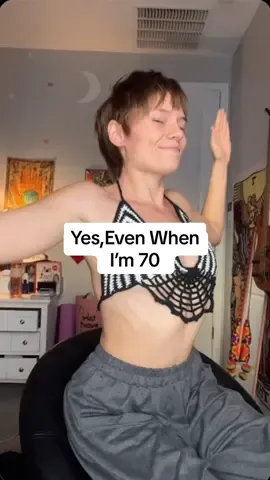 WELCOME NEWCOMERS!! 👏🏼😍 (Try out the 3 free routines pinned on my page! 😍 ) My name is Mystical McKay and i thought i was DYING 2 years ago!! Turns out my posture had just gotten so horrendous it was giving me CONSTANT tension headaches, strange nerve numbness / tingling on one side of my face and a multitude of other unwanted symptoms on TOP of feeling NOT LIKE ME when i looked in the mirror. 😔  No medical professional helped me to target and elimate the ROOT CAUSE of my constant pain, only pills and temporary chiropractic adjustments, so i took matters into my own hands and discovered that this pain was a result of MY lifestyle choices. 🦐  Low and behold, 2 years later i am here, free from ALL these symtoms AND feeling more like ME than ever before..  simply by doing a little 15 minute routine everday to reverse the years world of shrimpage! 🥹 Each day i do this i discover something new to love about it!i become more flexible, strong, and free from daily tension that we ALL accumulate from life 😍♥️ Ive been honored to help thousands of people all around the world reduce their neck humps, rounded shoulders, and forward head tilt 🥰 Lets continue to prioritize our beautiful bodies even in these digital times!! ♥️♥️♥️♥️ #mysticalpostureroutine #beforeandafter#15minutepostureimprovementroutine #15minutepostureroutine #themysticalpostureroutine #dowagershump #neckhump #posturecorrection #posturehealth #forwardheadtilt #neckpain #neckhumpremoval #neckhumpfix #neckhumpcorrection #posturefix #coreexercise #wideribcage #backpainrelief #backstrength #poorposture #badposture #15minutepostureimprovementroutine #mysticalmckay #mysticalyogimckay #themysticalexperience #doublechin #turkeyneck #forwardheadposture #fhp #fht 