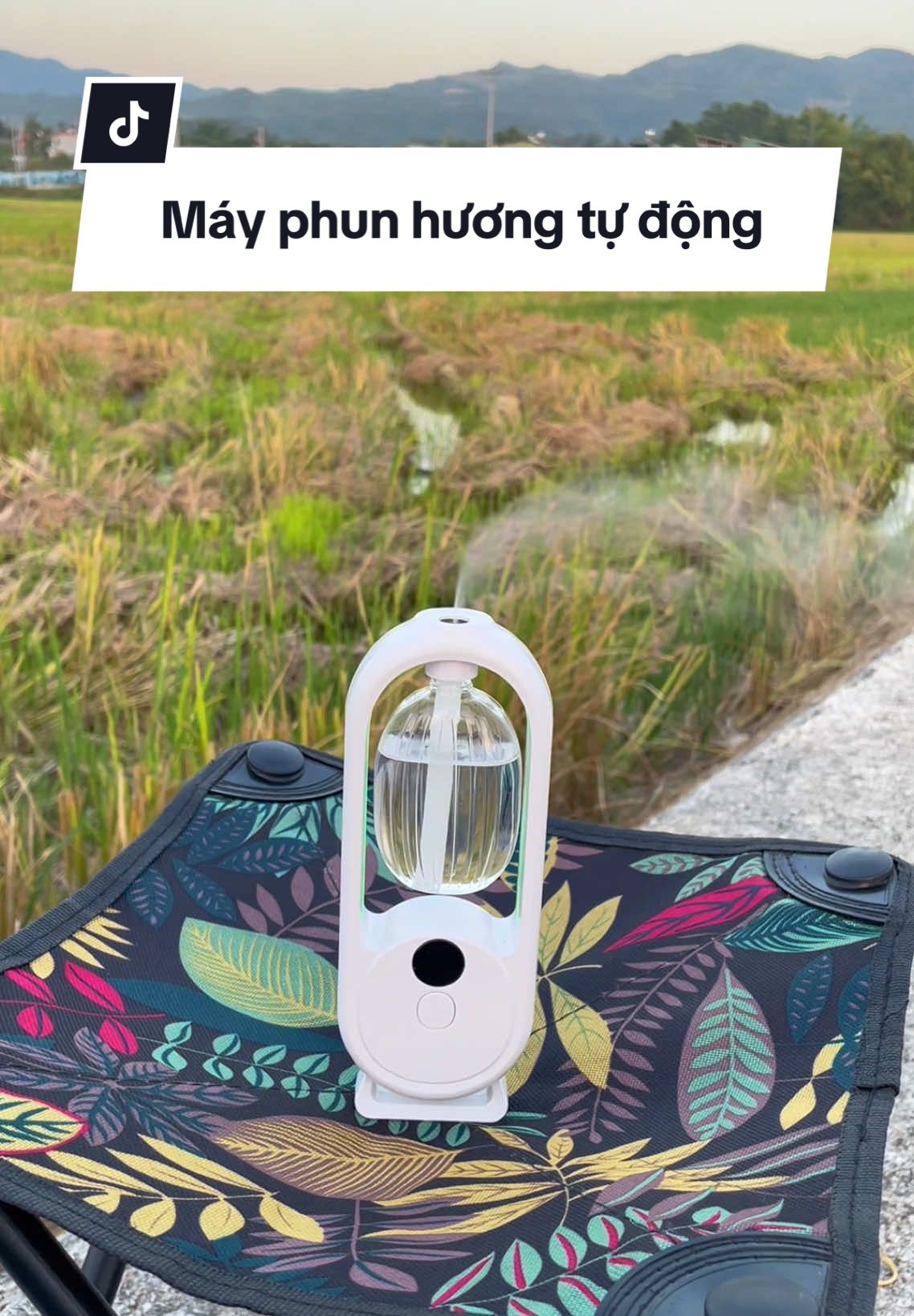 Với chế độ phun ngắt quãng mà máy chưa tới 100 cành anh em nên thử nha  #giadungtienich #mayphunhuongtudong #mayphuntinhdau #mayphuntinhdautudong #mayphunhuongthom #decorsiuxinh #xuhuong 